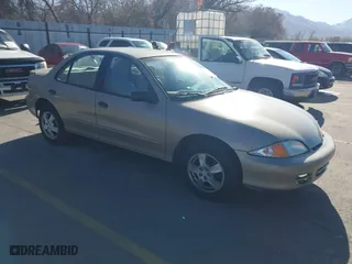 2002 Chevrolet Cavalier LS with VIN 1G1JF524X27158414, listed as a IAAI auction lot 41767101 with 170,487 mi miles. Bid and sale history available at carsss.com. Image 1.