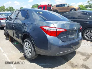 2015 Toyota Corolla L z VIN 5YFBURHE4FP352059, wystawiony jako IAAI lot #42310022 z przebiegiem 61 496 mil mil oraz . Historia ofert i sprzedaży dostępna na DreamBid. Obrazek 3.