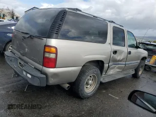 2002 Chevrolet Suburban LS with VIN 1GNEC16T52J182139, listed as a Copart auction lot 45413545 with 447,067 mi miles and Salvage Title. Bid and sale history available at carsss.com. Image 3.