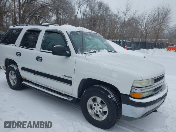 2001 Chevrolet Tahoe LT with VIN 1GNEK13T01J287838, listed as a IAAI auction lot 41551502 with 145,730 mi miles. Bid and sale history available at carsss.com. Image 1.