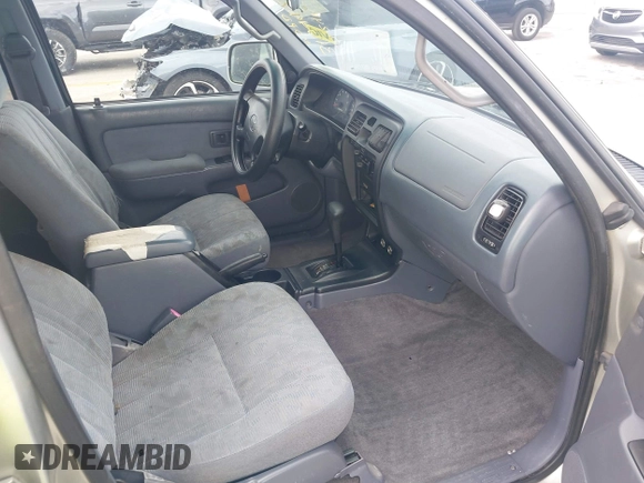 1999 Toyota 4Runner SR5 with VIN JT3GN86R9X0102254, listed as a IAAI auction lot 38751123 with Not Provided miles. Bid and sale history available at carsss.com. Image 5.