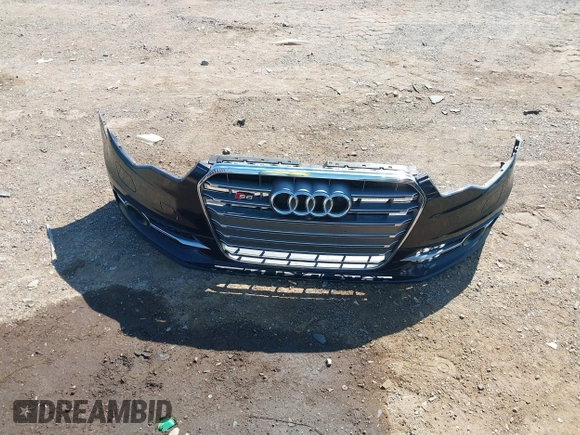 2013 Audi S6 Prestige with VIN WAUJ2AFC0DN096028, listed as a IAAI auction lot 41817347 with 132,992 mi miles. Bid and sale history available at carsss.com. Image 12.