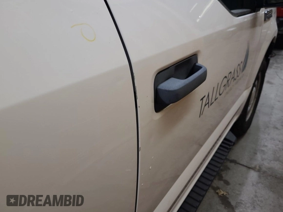 2016 Ford F-150 XLT with VIN 1FTFX1EF7GKD19449, listed as a IAAI auction lot 42665584 with 242,059 mi miles and . Bid and sale history available at DreamBid. Image 1.