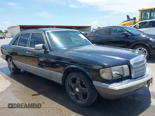 1987 Mercedes-Benz 300 SDL с VIN WDBCB25D5HA316190, выставлен на аукционе IAAI как лот 42809907 с пробегом 109 142 миль миль и . История ставок и продаж доступна на DreamBid. Изображение 1.
