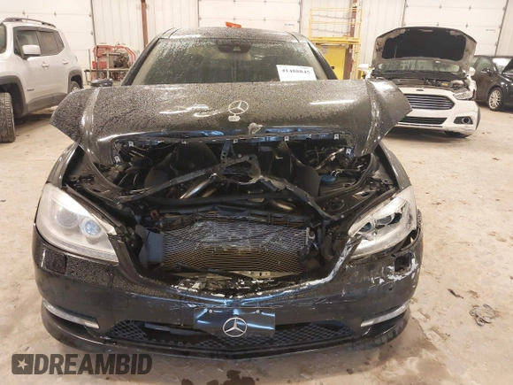 2012 Mercedes-Benz S 550 with VIN WDDNG9EB2CA481521, listed as a IAAI auction lot 41488845 with 89,186 mi miles and . Bid and sale history available at DreamBid. Image 6.