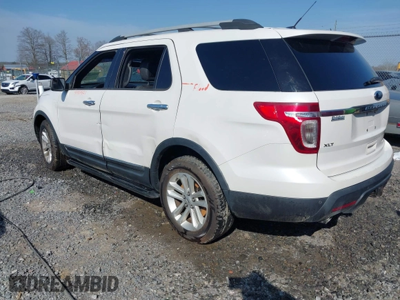 2013 Ford Explorer XLT with VIN 1FM5K8D80DGB32876, listed as a IAAI auction lot 41901401 with 217,594 mi miles and . Bid and sale history available at carsss.com. Image 3.