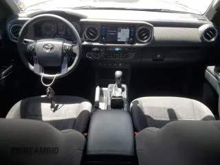 2017 Toyota Tacoma SR5 z VIN 3TMCZ5AN6HM060416, wystawiony jako Copart lot #56697175 z przebiegiem 120 029 mil mil oraz Szkoda całkowita • Salvage title. Historia ofert i sprzedaży dostępna na DreamBid. Obrazek 8.