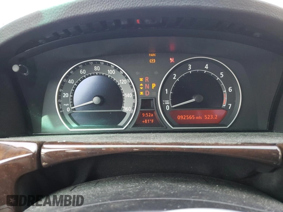 2006 BMW 7 Series 750Li with VIN WBAHN83546DT34797, listed as a Copart auction lot 60511685 with 92,565 mi miles and Salvage title. Bid and sale history available at DreamBid. Image 9.