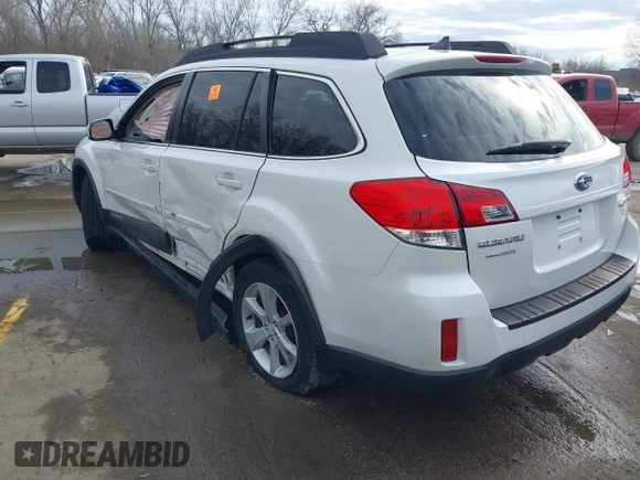 2014 Subaru Outback Premium with VIN 4S4BRCCC4E3325306, listed as a IAAI auction lot 41854473 with 157,393 mi miles and . Bid and sale history available at DreamBid. Image 3.