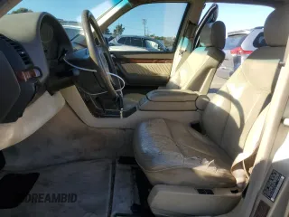 1995 Mercedes-Benz S with VIN WDBGA51E4SA202452, listed as a Copart auction lot 42133385 with 165,561 mi miles and Clean Title. Bid and sale history available at DreamBid. Image 7.