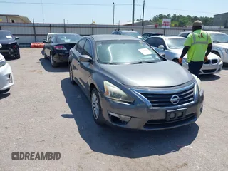 2015 Nissan Altima S with VIN 1N4AL3AP0FN324897, listed as a IAAI auction lot 41983678 with 184,042 mi miles and . Bid and sale history available at DreamBid. Image 1.