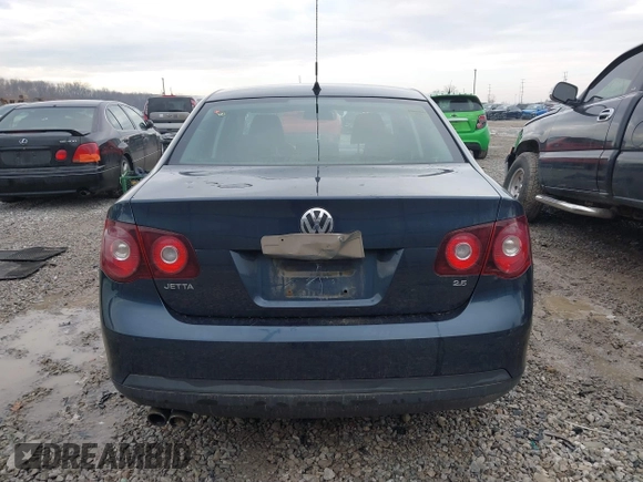 2010 Volkswagen Jetta Sedan S with VIN 3VWJZ7AJ2AM002046, listed as a IAAI auction lot 41655251 with 166,214 mi miles. Bid and sale history available at carsss.com. Image 17.