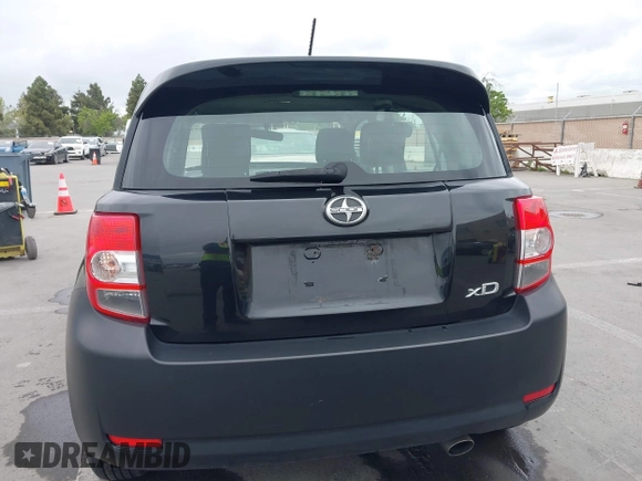 2009 Scion xD with VIN JTKKU10469J034191, listed as a IAAI auction lot 41982622 with 175,743 mi miles. Bid and sale history available at carsss.com. Image 16.