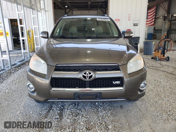 2010 Toyota RAV4 Limited z VIN 2T3DK4DV7AW018310, wystawiony jako Copart lot #57828855 z przebiegiem 141 305 mil mil oraz Szkoda całkowita • Salvage title. Historia ofert i sprzedaży dostępna na DreamBid. Obrazek 5.
