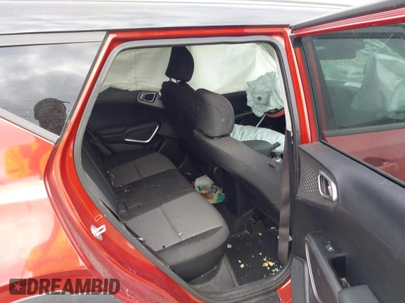 2020 Kia Soul LX with VIN KNDJ23AU8L7002544, listed as a IAAI auction lot 41466117 with 1 mi miles. Bid and sale history available at carsss.com. Image 8.