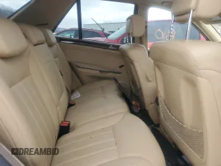 2006 Mercedes-Benz M 500 z VIN 4JGBB75E46A027491, wystawiony jako Copart lot #45948885 z przebiegiem 109 812 mil mil oraz Szkoda całkowita • Salvage title. Historia ofert i sprzedaży dostępna na DreamBid. Obrazek 11.