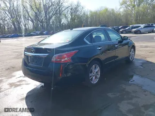 2015 Nissan Altima 2.5 S with VIN 1N4AL3AP6FC597080, listed as a IAAI auction lot 41961345 with 161,016 mi miles. Bid and sale history available at carsss.com. Image 4.