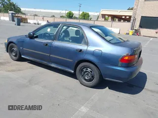1994 Honda Civic DX z VIN JHMEG8646RS011787, wystawiony jako IAAI lot #42353591 z przebiegiem 279 381 mil mil oraz . Historia ofert i sprzedaży dostępna na DreamBid. Obrazek 3.
