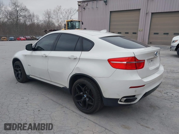 2012 BMW X6 50i z VIN 5UXFG8C53CL590479, wystawiony jako IAAI lot #42021810 z przebiegiem 92 420 mil mil oraz . Historia ofert i sprzedaży dostępna na DreamBid. Obrazek 3.