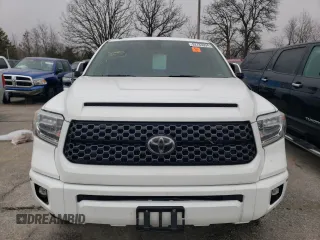 2019 Toyota Tundra SR5 z VIN 5TFAY5F16KX790487, wystawiony jako Copart lot #82783094 z przebiegiem 104 229 mil mil oraz Nie do naprawy • Non repairable. Historia ofert i sprzedaży dostępna na DreamBid. Obrazek 5.