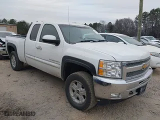 2012 Chevrolet Silverado 1500 LT with VIN 1GCRKSE70CZ239258, listed as a IAAI auction lot 41160222 with 143,082 mi miles. Bid and sale history available at carsss.com. Image 1.