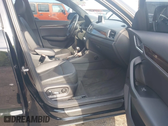 2016 Audi Q3 Premium Plus z VIN WA1BFCFS2GR008702, wystawiony jako IAAI lot #42583874 z przebiegiem 113 208 mil mil oraz . Historia ofert i sprzedaży dostępna na DreamBid. Obrazek 5.