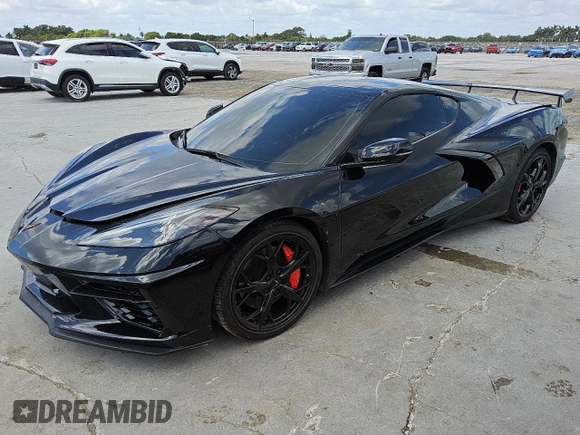 2022 Chevrolet Corvette 3LT z VIN 1G1YC2D41N5105717, wystawiony jako Copart lot #53651315 z przebiegiem Nie podano mil oraz Czysty tytuł • Clean title. Historia ofert i sprzedaży dostępna na DreamBid. Obrazek 1.
