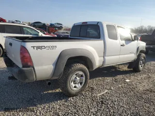 2006 Toyota Tacoma with VIN 5TEUU42N56Z152094, listed as a Copart auction lot 48558575 with 210,011 mi miles and Salvage Title. Bid and sale history available at carsss.com. Image 3.