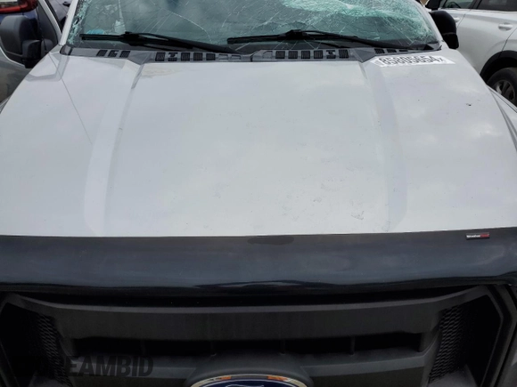 2016 Ford F-150 XLT with VIN 1FTEX1E85GFB40400, listed as a Copart auction lot 85805654 with 27,892 mi miles and Salvage Title. Bid and sale history available at carsss.com. Image 11.