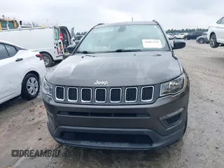 2018 Jeep Compass Sport with VIN 3C4NJCAB9JT211187, listed as a IAAI auction lot 41065430 with 1 mi miles. Bid and sale history available at carsss.com. Image 12.