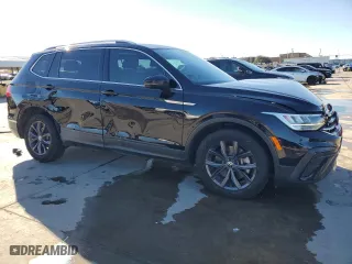 2022 Volkswagen Tiguan SE with VIN 3VV3B7AX2NM035110, listed as a Copart auction lot 84304724 with 45,962 mi miles and Clean Title. Bid and sale history available at carsss.com. Image 4.