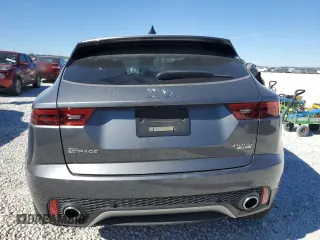 2020 Jaguar E-Pace z VIN SADFK2FX1L1Z74769, wystawiony jako Copart lot #38004454 z przebiegiem 40 054 mil mil oraz . Historia ofert i sprzedaży dostępna na DreamBid. Obrazek 6.