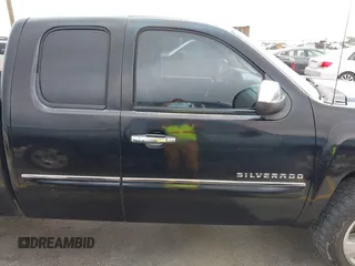 2011 Chevrolet Silverado 1500 LT with VIN 1GCRCSE05BZ408348, listed as a IAAI auction lot 42150412 with 300,795 mi miles and . Bid and sale history available at DreamBid. Image 13.