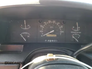 1996 Ford F-150 с VIN 1FTEF15Y3TLA05883, выставлен на аукционе Copart как лот 50356505 с пробегом 317 699 миль миль и Списание • Salvage title. История ставок и продаж доступна на DreamBid. Изображение 9.