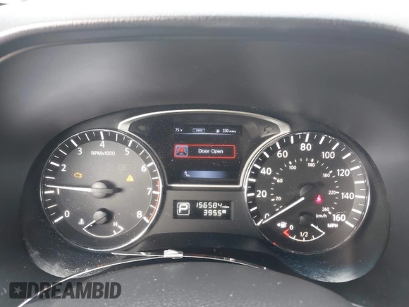 2015 Nissan Pathfinder SL z VIN 5N1AR2MMXFC680933, wystawiony jako IAAI lot #42790811 z przebiegiem 156 584 mil mil oraz . Historia ofert i sprzedaży dostępna na DreamBid. Obrazek 7.