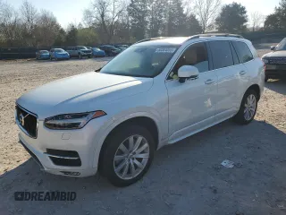 2016 Volvo XC90 T6 Momentum with VIN YV4A22PK6G1086286, listed as a Copart auction lot 50304055 with 85,185 mi miles and Salvage Title. Bid and sale history available at carsss.com. Image 1.