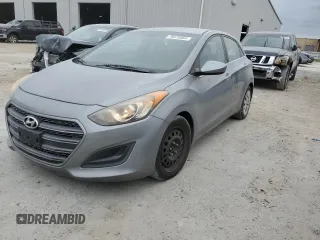 2016 Hyundai Elantra GT with VIN KMHD35LH8GU262385, listed as a Copart auction lot 76870084 with 151,011 mi miles and Clean Title. Bid and sale history available at carsss.com. Image 1.