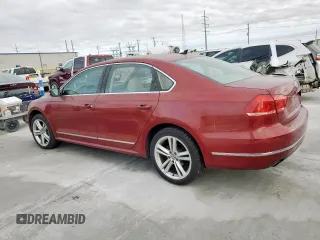 2015 Volkswagen Passat SEL Premium z VIN 1VWCV7A33FC028380, wystawiony jako Copart lot #59144665 z przebiegiem 165 740 mil mil oraz Czysty tytuł • Clean title. Historia ofert i sprzedaży dostępna na DreamBid. Obrazek 2.