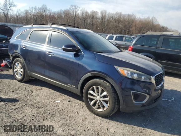 2016 Kia Sorento LX with VIN 5XYPGDA56GG105805, listed as a Copart auction lot 49712195 with 109,747 mi miles and Salvage Title. Bid and sale history available at carsss.com. Image 4.