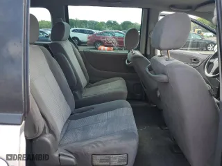 2005 Mazda MPV LX with VIN JM3LW28J650540407, listed as a Copart auction lot 62223774 with 136,977 mi miles and Salvage Title. Bid and sale history available at carsss.com. Image 11.