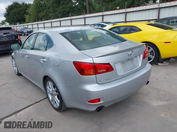 2006 Lexus IS 350 z VIN JTHBE262165008682, wystawiony jako IAAI lot #42683004 z przebiegiem 110 460 mil mil oraz . Historia ofert i sprzedaży dostępna na DreamBid. Obrazek 3.