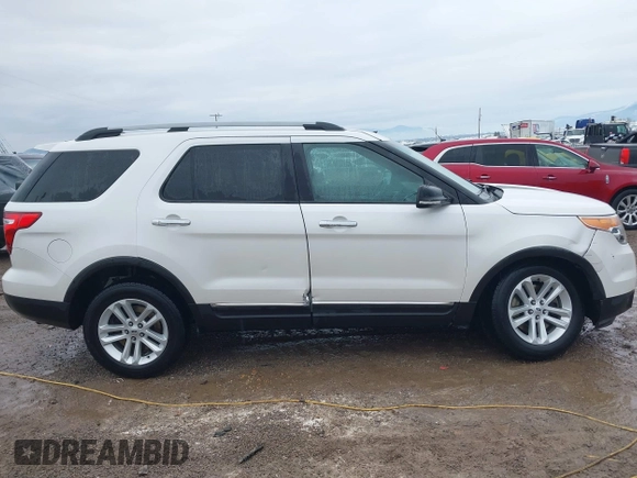 2014 Ford Explorer XLT with VIN 1FM5K8D86EGB99936, listed as a IAAI auction lot 41631657 with 141,097 mi miles and . Bid and sale history available at carsss.com. Image 13.