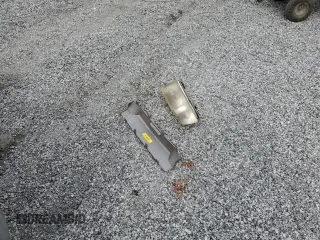 2001 Toyota Camry CE z VIN JT2BG22K210600687, wystawiony jako Copart lot #48807225 z przebiegiem 307 479 mil mil oraz Szkoda całkowita • Salvage title. Historia ofert i sprzedaży dostępna na DreamBid. Obrazek 14.