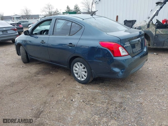 2016 Nissan Versa SV with VIN 3N1CN7AP1GL821286, listed as a IAAI auction lot 41600047 with 143,076 mi miles. Bid and sale history available at carsss.com. Image 3.