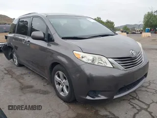 2015 Toyota Sienna LE AAS with VIN 5TDKK3DCXFS542382, listed as a IAAI auction lot 42068246 with 110,534 mi miles and . Bid and sale history available at DreamBid. Image 1.