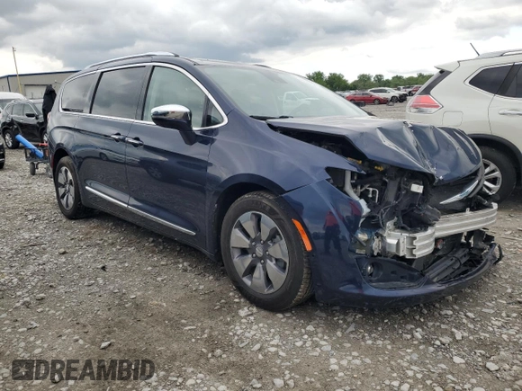 2018 Chrysler Pacifica Hybrid Limited с VIN 2C4RC1N7XJR118185, выставлен на аукционе Copart как лот 55585985 с пробегом 95 202 миль миль и Списание • Salvage title. История ставок и продаж доступна на DreamBid. Изображение 4.