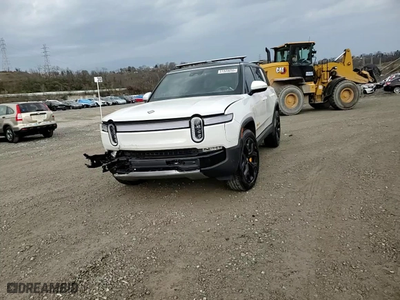 2022 Rivian R1S Launch Edition with VIN 7PDSGABL4NN002354, listed as a Copart auction lot 51320655 with 0 mi miles and Salvage Title. Bid and sale history available at carsss.com. Image 14.