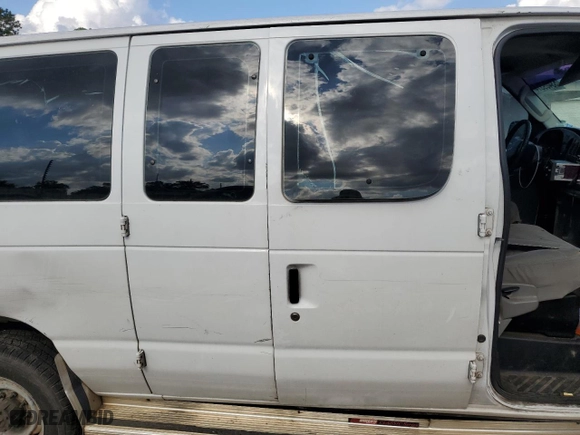 2007 Ford Econoline Wagon XL with VIN 1FBSS31LX7DA29123, listed as a Copart auction lot 80618144 with 220,656 mi miles and Non Repairable. Bid and sale history available at carsss.com. Image 11.