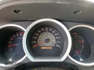 2005 Toyota Tacoma PreRunner с VIN 5TEKU72N25Z104477, выставлен на аукционе Copart как лот 52898405 с пробегом 183 619 миль миль и Списание • Salvage title. История ставок и продаж доступна на DreamBid. Изображение 9.