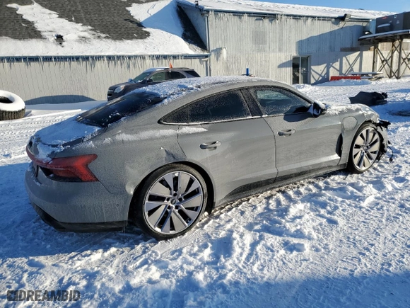 2022 Audi e-tron GT Prestige with VIN WAUEJBFW6N7007945, listed as a Copart auction lot 45677315 with 32,372 mi miles and Non Repairable. Bid and sale history available at carsss.com. Image 3.
